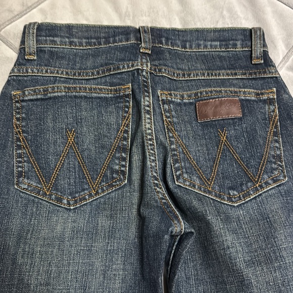 Wrangler Other - NWOT Wrangler retro slim straight jeans.